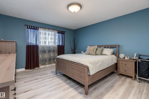 66 Bridgeport Wynd, Leduc, AB - Indoor Photo Showing Bedroom