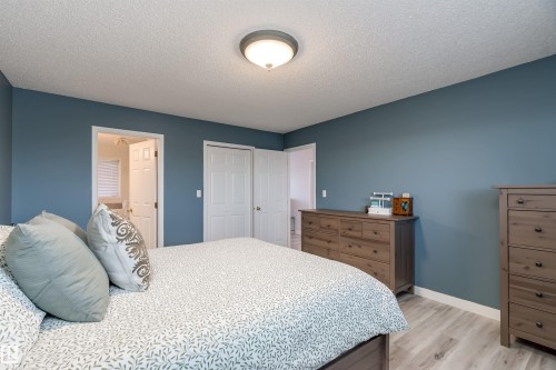 66 Bridgeport Wynd, Leduc, AB - Indoor Photo Showing Bedroom