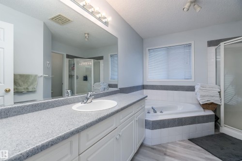 66 Bridgeport Wynd, Leduc, AB - Indoor Photo Showing Bathroom