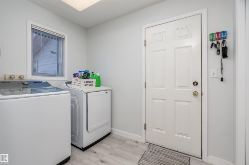 66 Bridgeport Wynd, Leduc, AB - Indoor Photo Showing Laundry Room