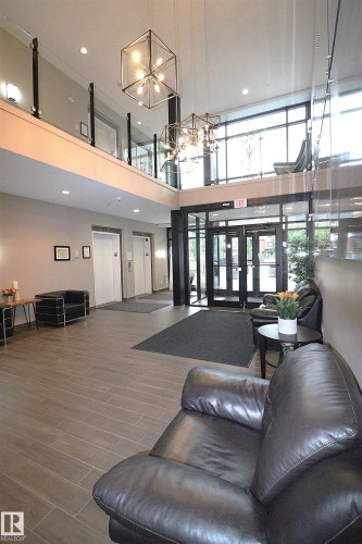 110 1144 Adamson Drive, Edmonton, AB - Indoor Photo Showing Other Room