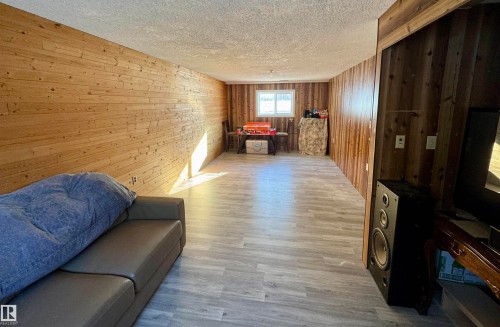 351 58532 Rr 113, Rural St. Paul County, AB - Indoor
