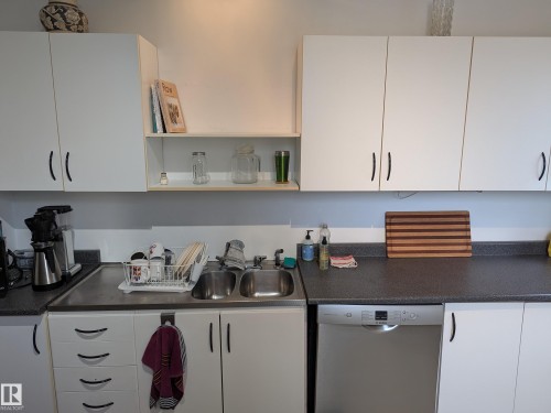 8416 104 Street, Edmonton, AB - Indoor Photo Showing Kitchen