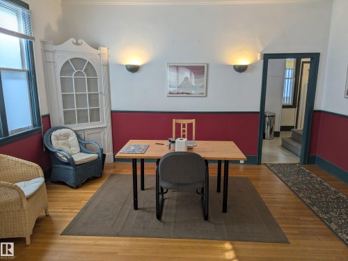 8416 104 Street, Edmonton, AB - Indoor Photo Showing Dining Room