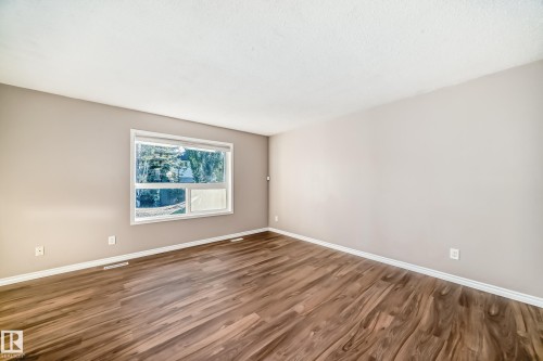14 Spring Gate, Spruce Grove, AB - Indoor Photo Showing Other Room