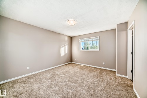 14 Spring Gate, Spruce Grove, AB - Indoor Photo Showing Other Room
