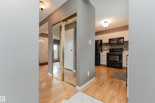 17020 100 Street, Edmonton, AB - Indoor Photo Showing Other Room