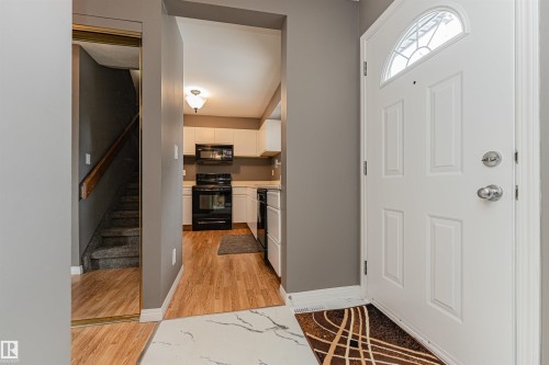 17020 100 Street, Edmonton, AB - Indoor Photo Showing Other Room