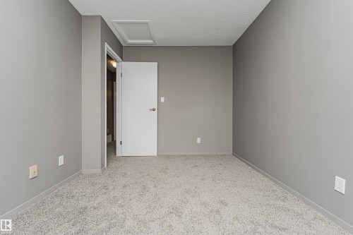 17020 100 Street, Edmonton, AB - Indoor Photo Showing Other Room