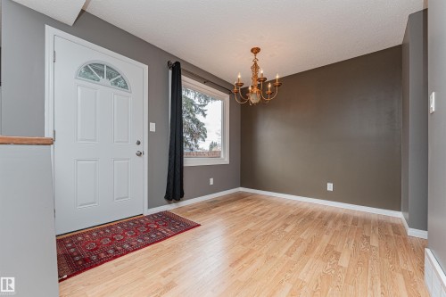 17020 100 Street, Edmonton, AB - Indoor Photo Showing Other Room