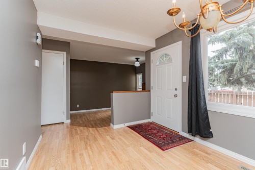 17020 100 Street, Edmonton, AB - Indoor Photo Showing Other Room