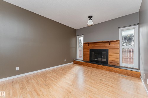 17020 100 Street, Edmonton, AB - Indoor Photo Showing Living Room With Fireplace