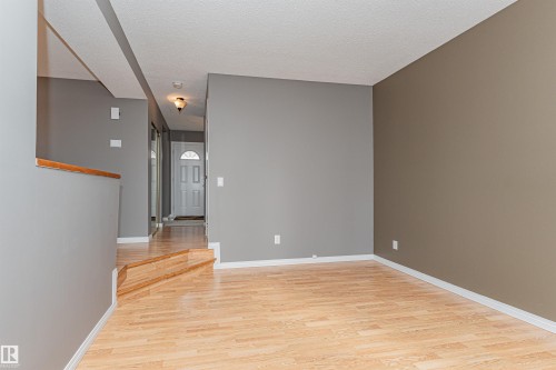 17020 100 Street, Edmonton, AB - Indoor Photo Showing Other Room