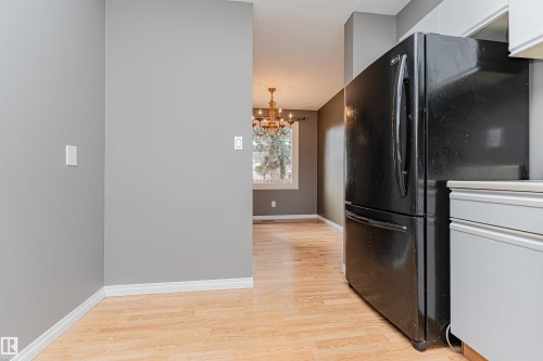 17020 100 Street, Edmonton, AB - Indoor