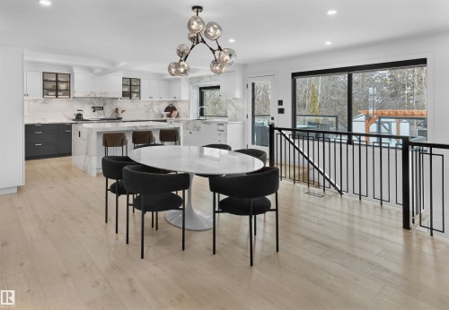 1486 Welbourn Drive, Edmonton, AB - Indoor Photo Showing Dining Room