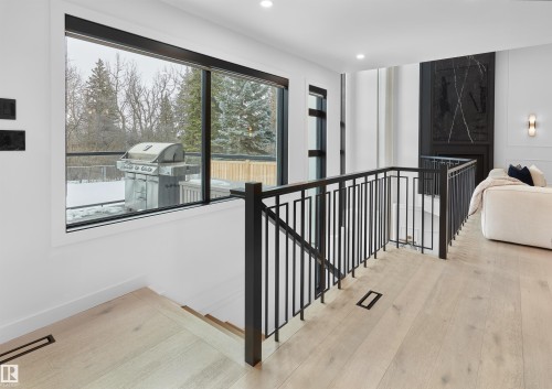 1486 Welbourn Drive, Edmonton, AB - Indoor Photo Showing Other Room