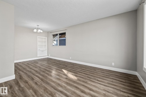 13311 Dovercourt Avenue, Edmonton, AB - Indoor Photo Showing Other Room