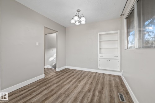 13311 Dovercourt Avenue, Edmonton, AB - Indoor Photo Showing Other Room