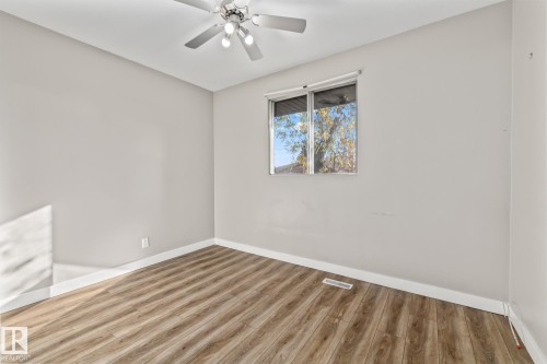 13311 Dovercourt Avenue, Edmonton, AB - Indoor Photo Showing Other Room