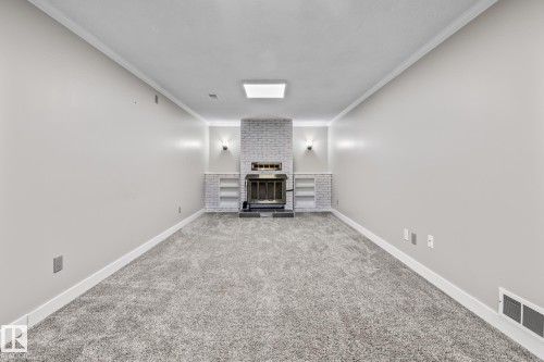 13311 Dovercourt Avenue, Edmonton, AB - Indoor Photo Showing Other Room