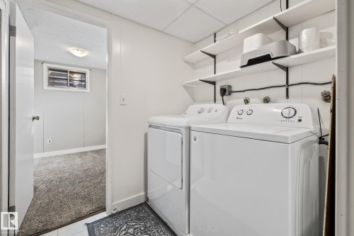 13311 Dovercourt Avenue, Edmonton, AB - Indoor Photo Showing Laundry Room