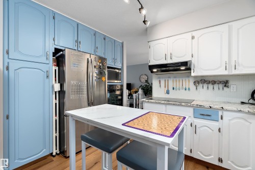 252 Parkside Drive, Wetaskiwin, AB - Indoor Photo Showing Kitchen