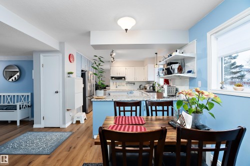 252 Parkside Drive, Wetaskiwin, AB - Indoor Photo Showing Dining Room