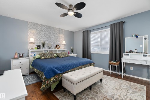 252 Parkside Drive, Wetaskiwin, AB - Indoor Photo Showing Bedroom