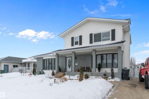 252 Parkside Drive, Wetaskiwin, AB - Outdoor With Deck Patio Veranda With Facade