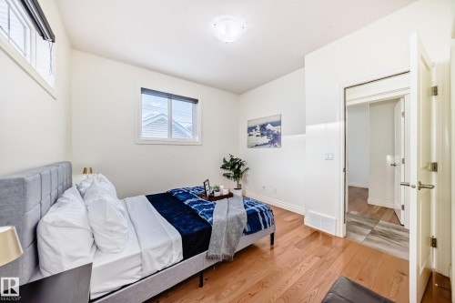 11410 92 Street, Edmonton, AB - Indoor Photo Showing Bedroom