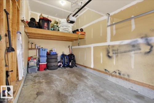 2 3010 33 Avenue, Edmonton, AB - Indoor Photo Showing Garage