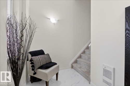 2 3010 33 Avenue, Edmonton, AB - Indoor Photo Showing Other Room