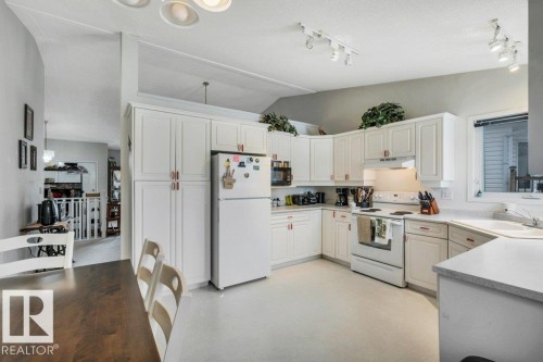 49 Mcleod Crescent, Leduc, AB - Indoor Photo Showing Kitchen