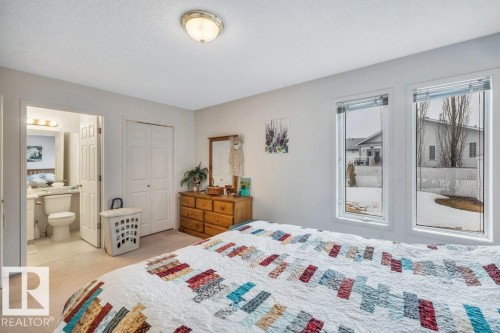 49 Mcleod Crescent, Leduc, AB - Indoor Photo Showing Bedroom
