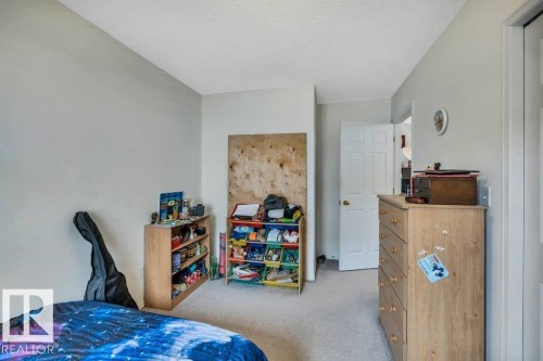 49 Mcleod Crescent, Leduc, AB - Indoor Photo Showing Bedroom