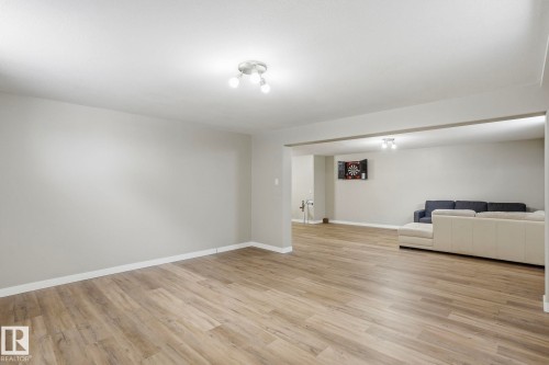 5403 50 Street, Stony Plain, AB - Indoor