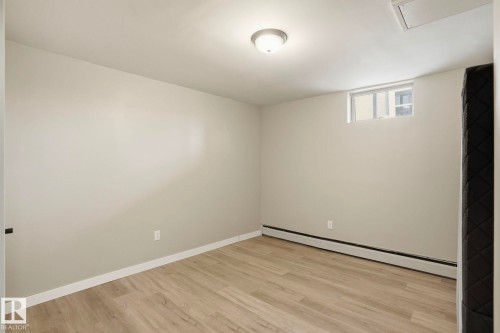 5403 50 Street, Stony Plain, AB - Indoor Photo Showing Other Room