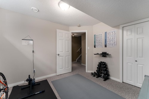 2168 37B Avenue, Edmonton, AB - Indoor