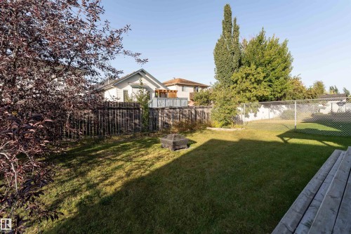 2168 37B Avenue, Edmonton, AB - Outdoor