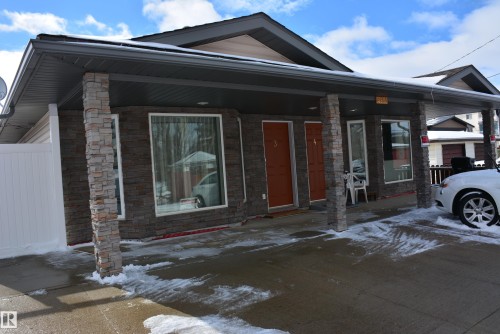 3 4806 51 Avenue  Barrhead, AB T7N 1H1