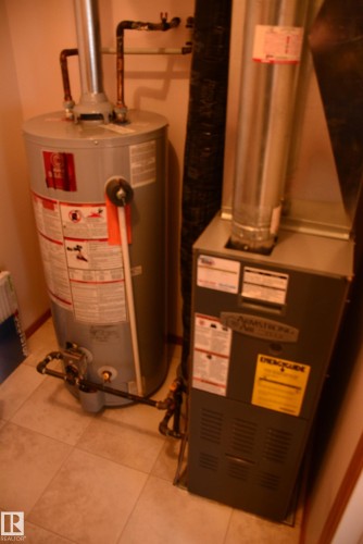 3 4806 51 Avenue, Barrhead, AB - Indoor