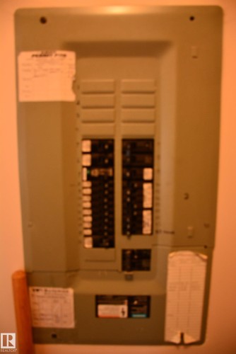 3 4806 51 Avenue, Barrhead, AB - Indoor Photo Showing Other Room