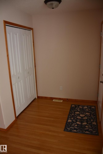 3 4806 51 Avenue, Barrhead, AB - Indoor Photo Showing Other Room