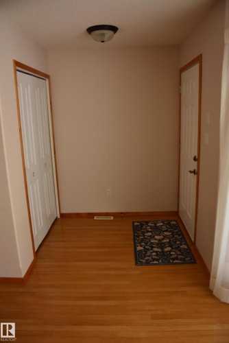 3 4806 51 Avenue, Barrhead, AB - Indoor Photo Showing Other Room