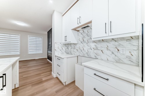 28 Westwyck Link, Spruce Grove, AB - Indoor Photo Showing Kitchen