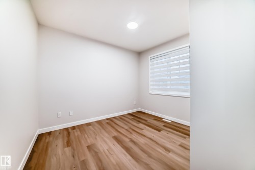 28 Westwyck Link, Spruce Grove, AB - Indoor Photo Showing Other Room
