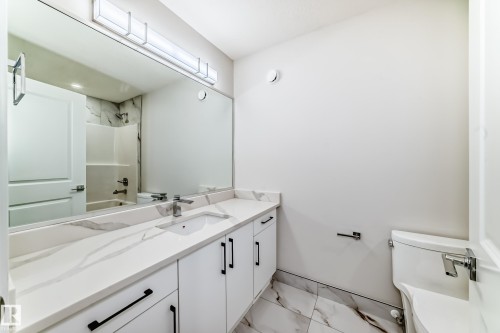28 Westwyck Link, Spruce Grove, AB - Indoor Photo Showing Bathroom