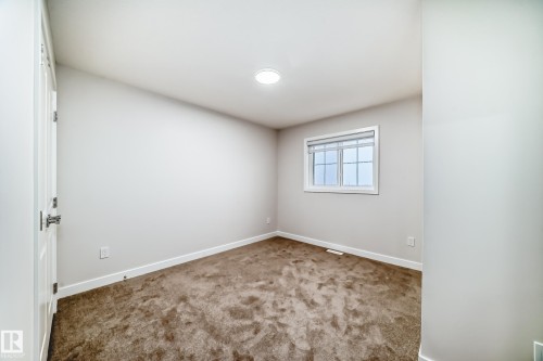 28 Westwyck Link, Spruce Grove, AB - Indoor Photo Showing Other Room