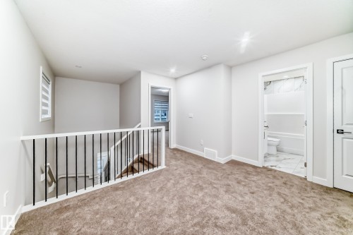 28 Westwyck Link, Spruce Grove, AB - Indoor Photo Showing Other Room