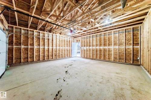 28 Westwyck Link, Spruce Grove, AB - Indoor Photo Showing Other Room